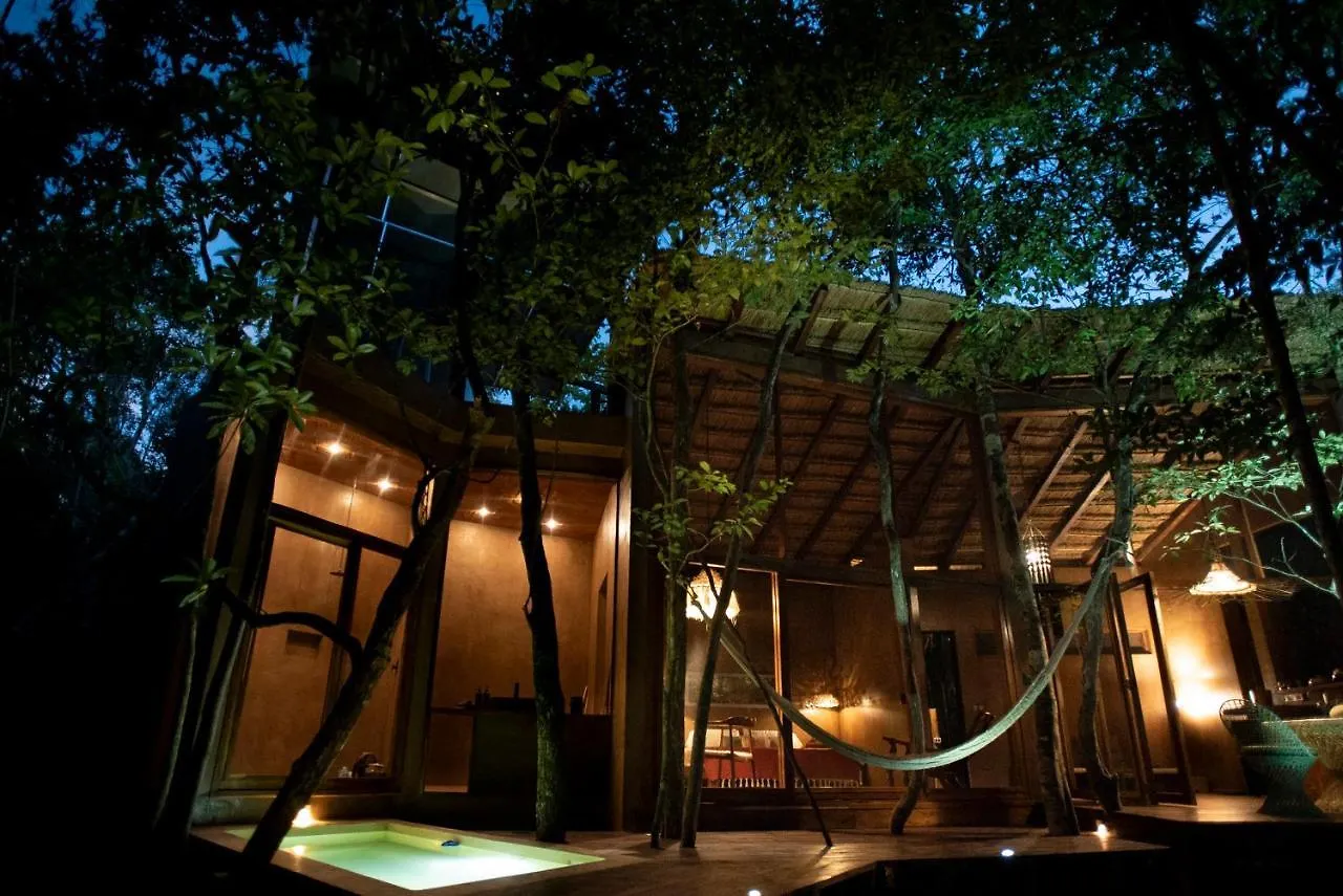 Ojo De Arbol, Boutique Cabin In The Real Jungle Tulum Villa
